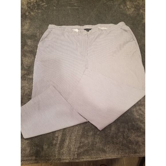 Lands End Women's Size 22W Blue/White Striped Cropped High Rise Seersucker Pants - Picture 1 of 3